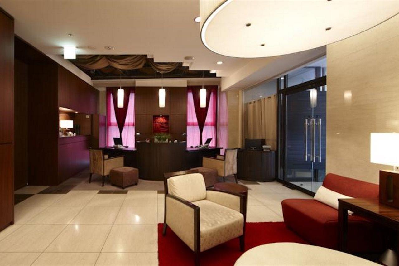 โรงแรม คอมฟอร์ต รปปงงิ โตเกียว